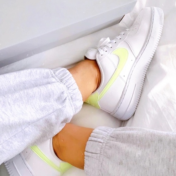 Nike Air Force 1 low - Picture 3 of 8